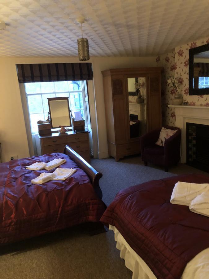 Отель The Oakeley Arms Maentwrog Экстерьер фото