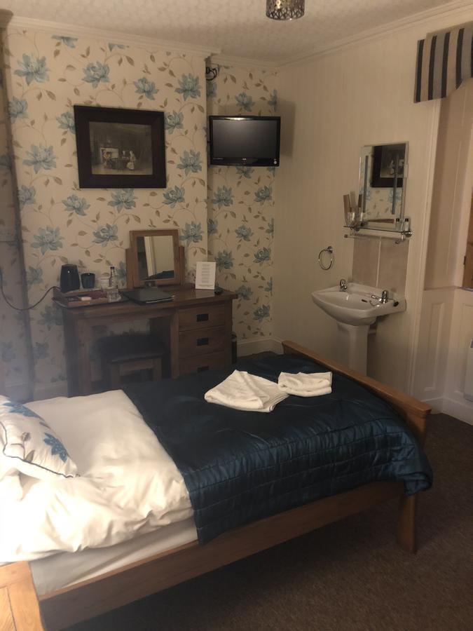Отель The Oakeley Arms Maentwrog Экстерьер фото