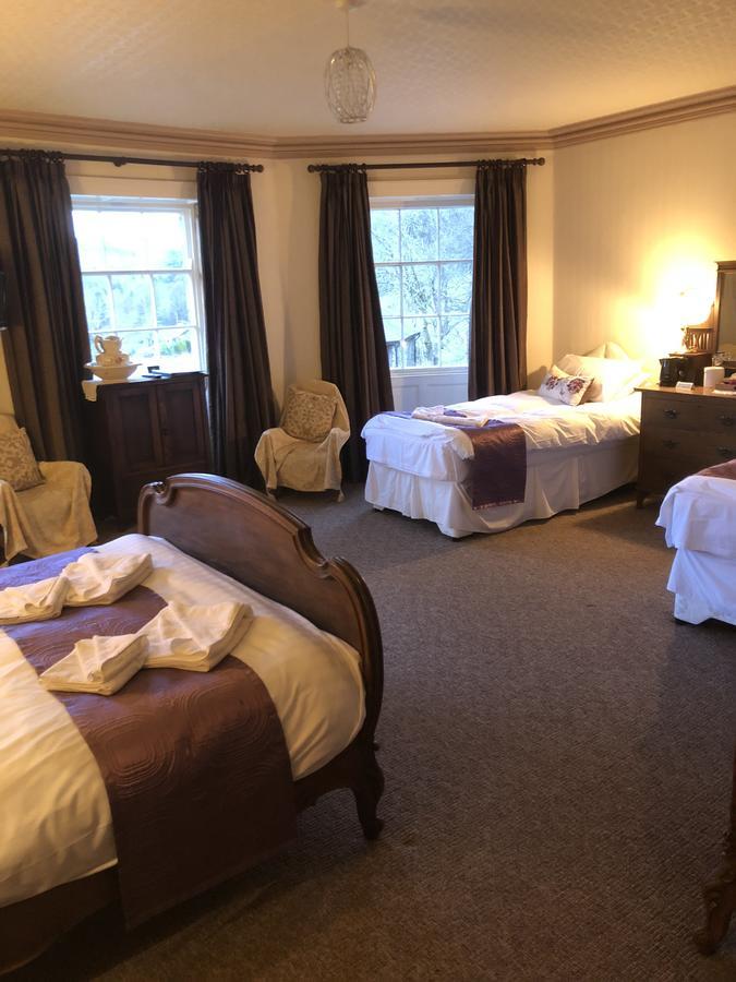 Отель The Oakeley Arms Maentwrog Экстерьер фото