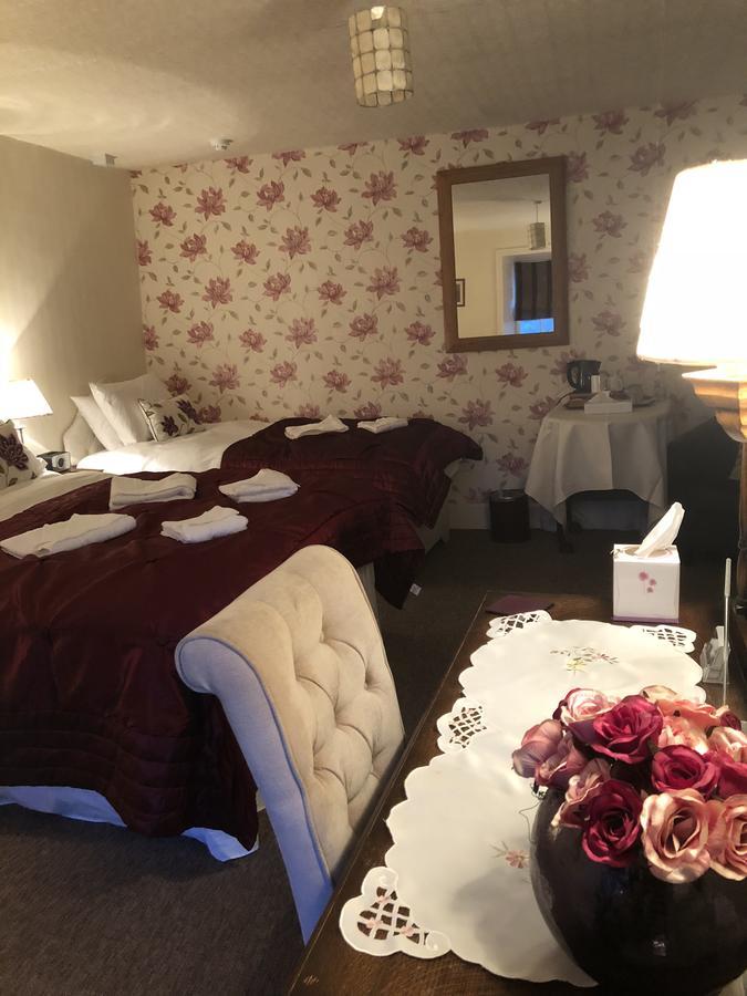 Отель The Oakeley Arms Maentwrog Экстерьер фото