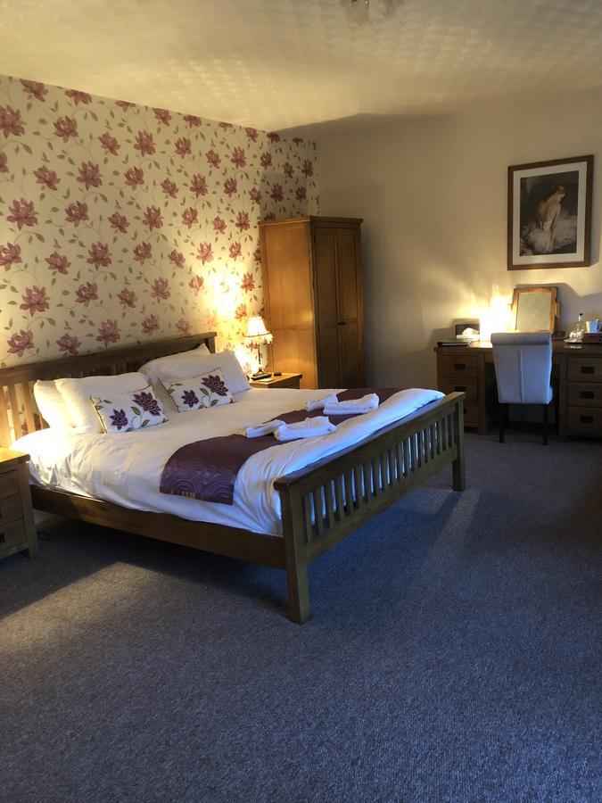 Отель The Oakeley Arms Maentwrog Экстерьер фото