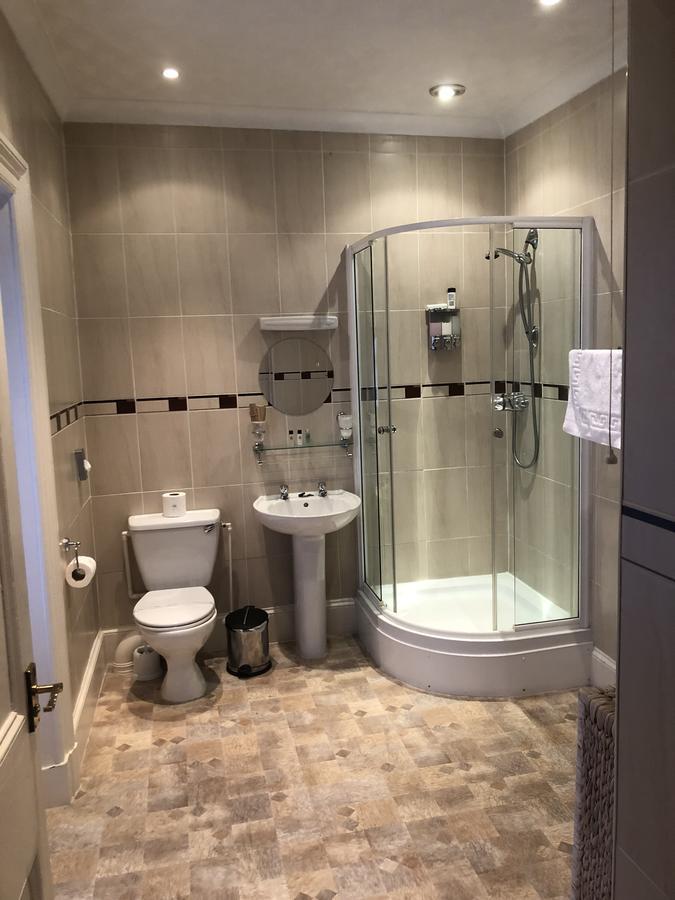 Отель The Oakeley Arms Maentwrog Экстерьер фото